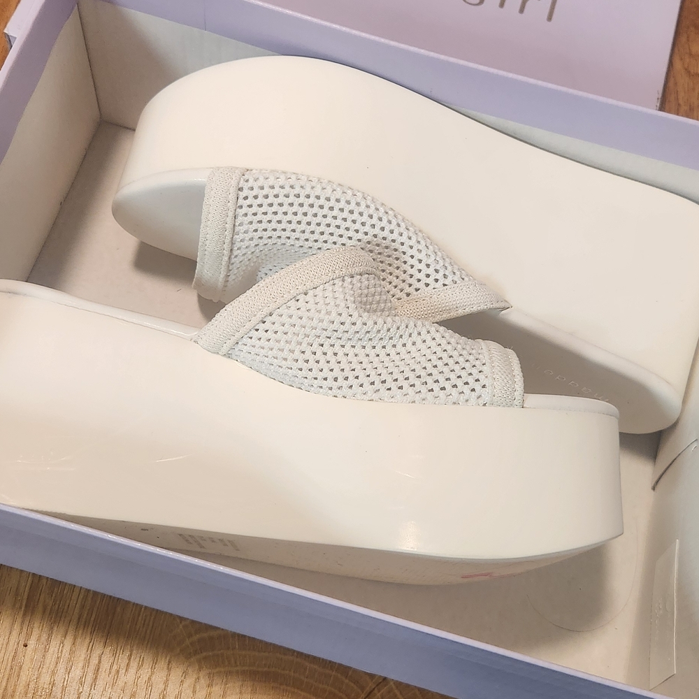 Madden Girl Women's White Platform Slide Sandals
